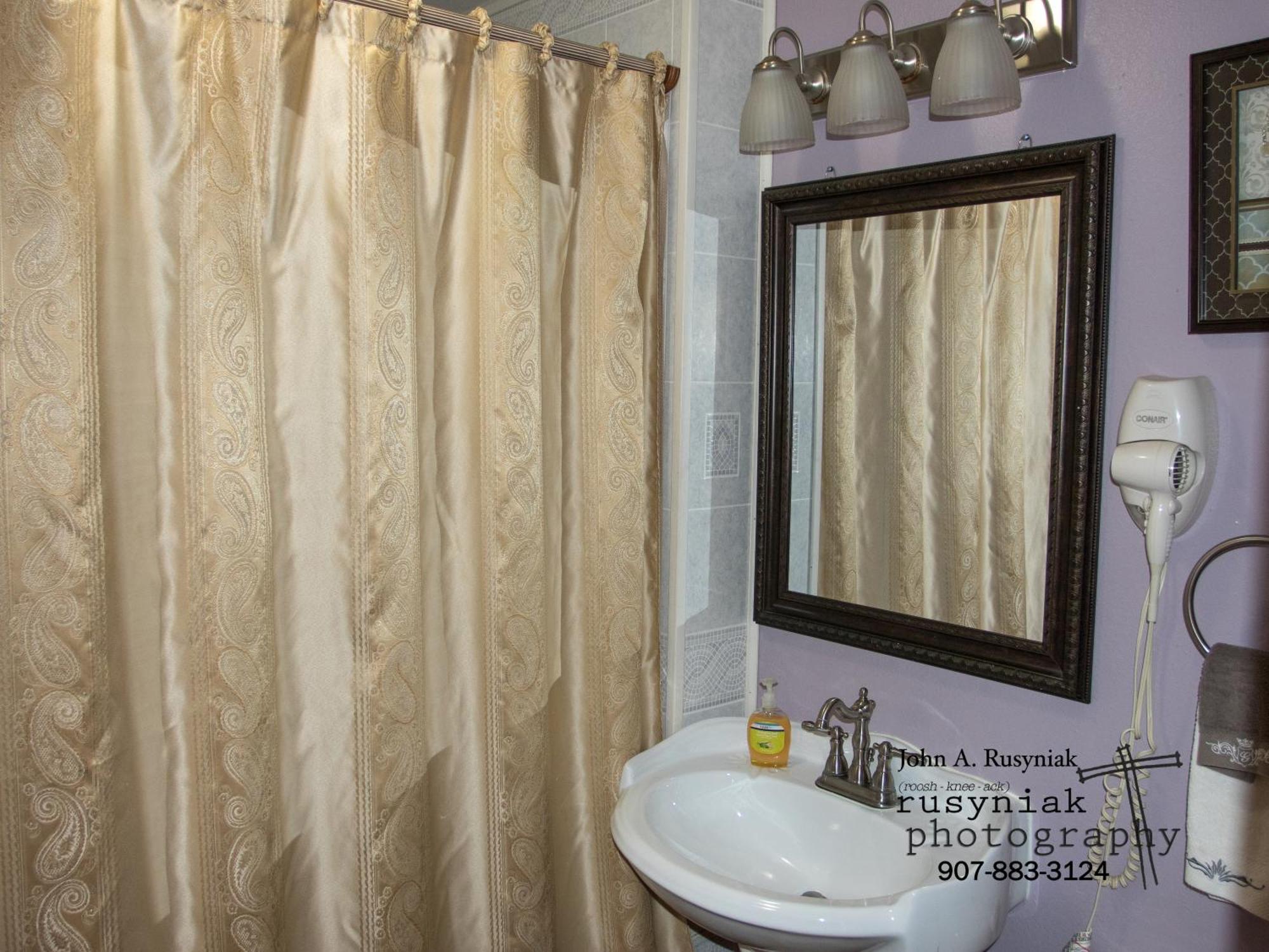 A Hyde Away Inn B&B Ток Екстериор снимка