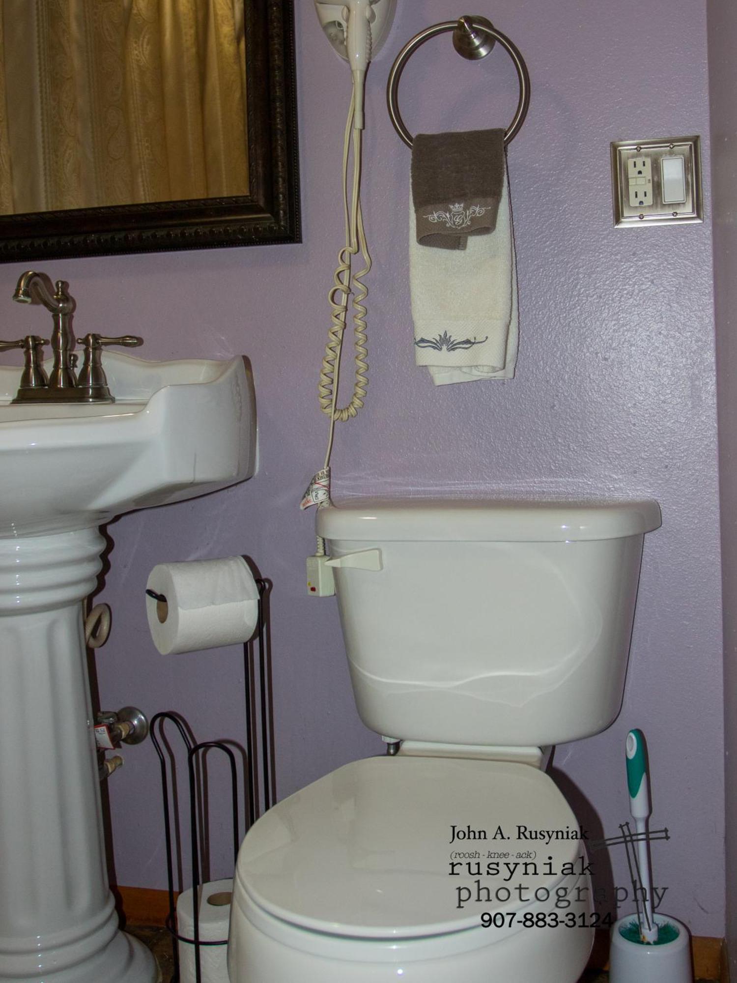 A Hyde Away Inn B&B Ток Екстериор снимка